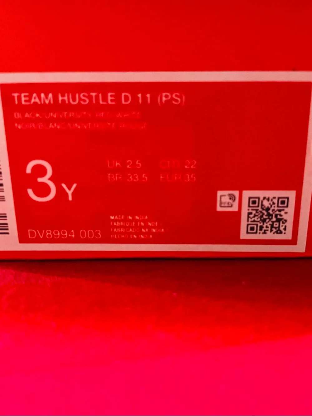 Nike Team Hustle D 11 Kids Sneakers